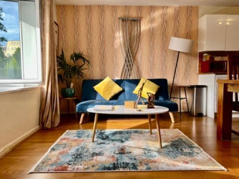 Great 2 Bedrooms Apartment 15 Mins From The Centre 런던 외부 사진